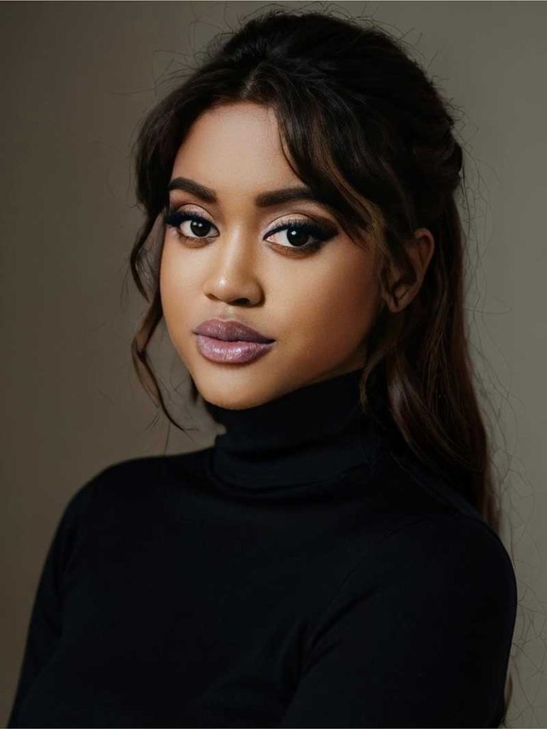 Samantha Samaka